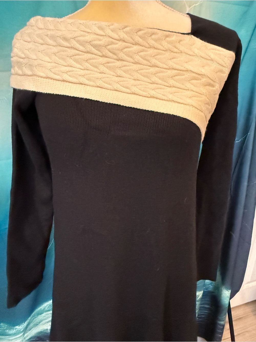 Black Long-Sleeve Midi Dress with Cream Cable Yoke - Picture 3 of 5